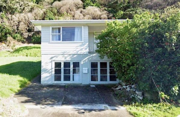 Waiwera Beach Getaway Exterior photo
